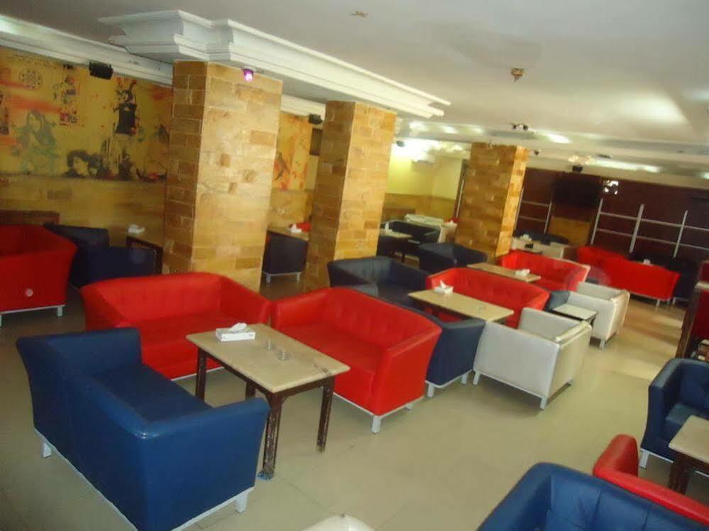 Blue Rose Hotel Amman Buitenkant foto